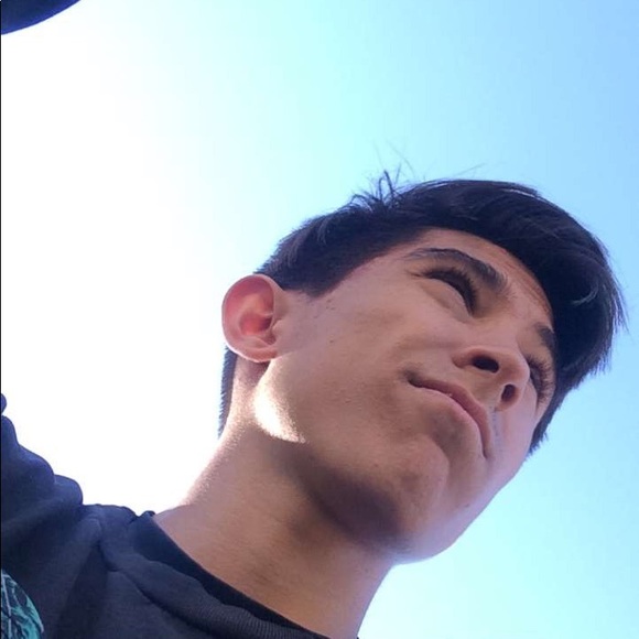 Meet your Posher, Gabriel - Picture 1 of 1